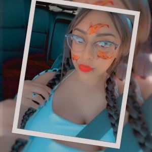 Meet your Posher, Maria g